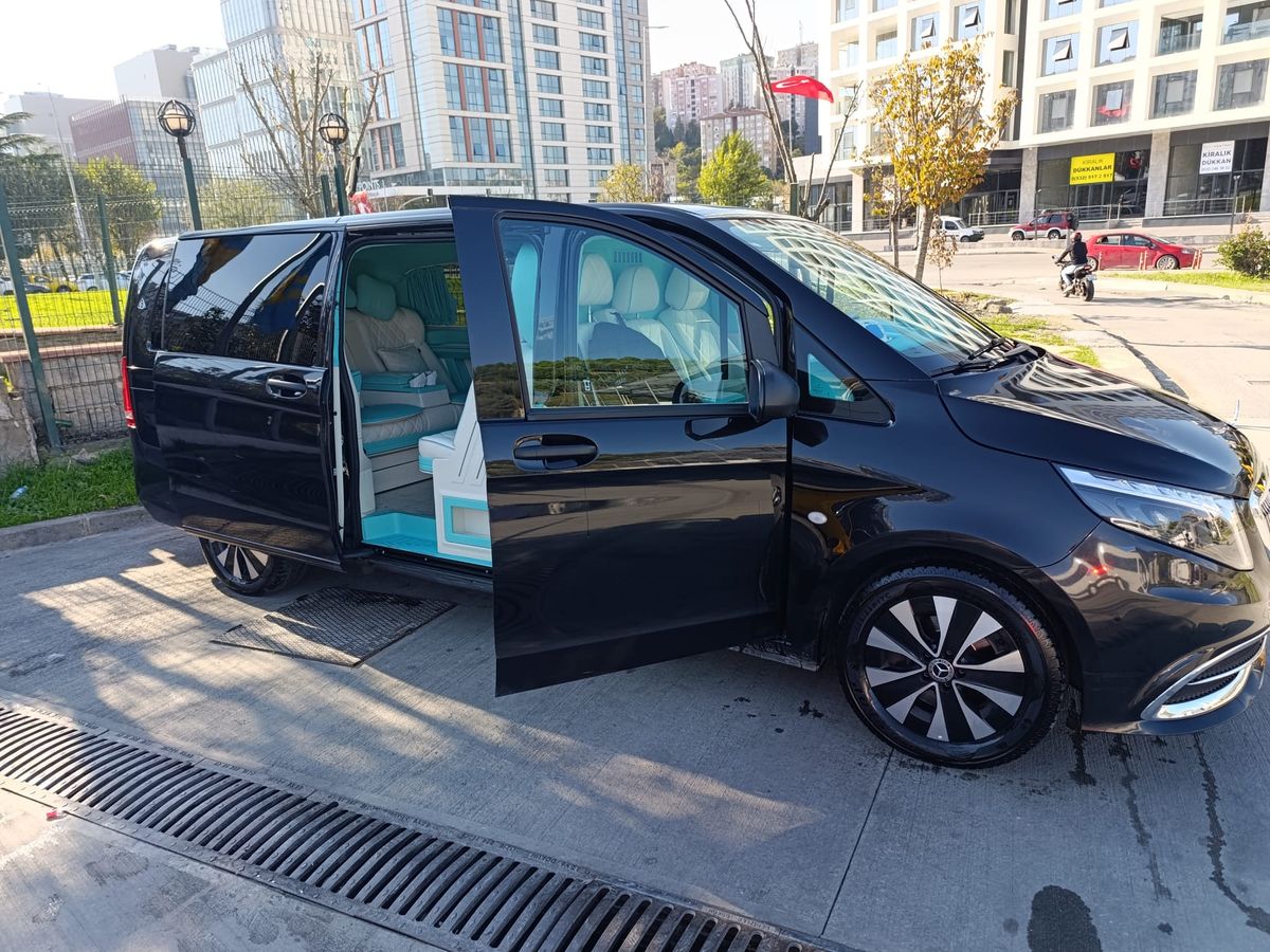 VIP Vito